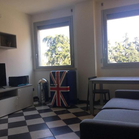 Sub14 Suite Con 2 Camere Da Letto Grandi Reggio Emilia Exterior foto